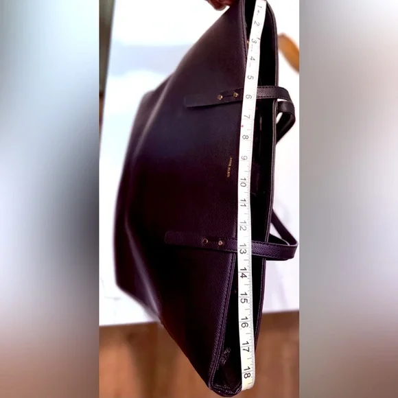 Women’s Anne Klein - Solid Black Faux Leather Tote Handbag - Excellent Condition - Picture 10 of 12